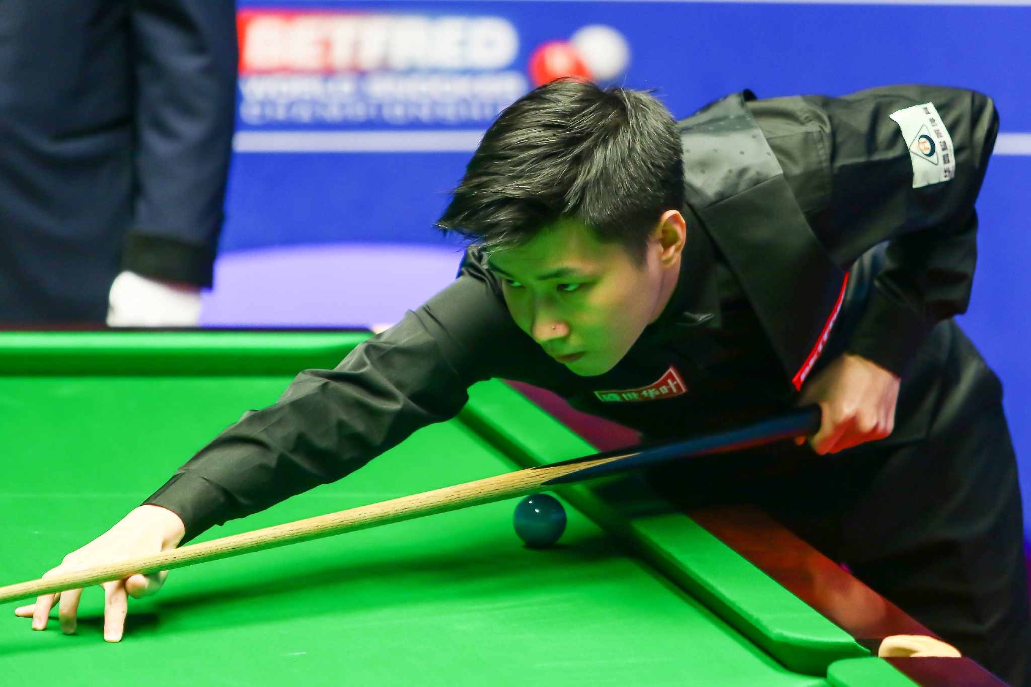 身赛几乎无 身赛几乎无